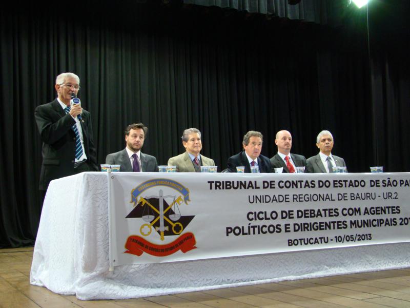 Vereadores e Servidores da Câmara Municipal participam de ciclo de debates do TCE